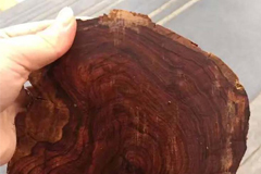 海南黄花梨有几种颜色？